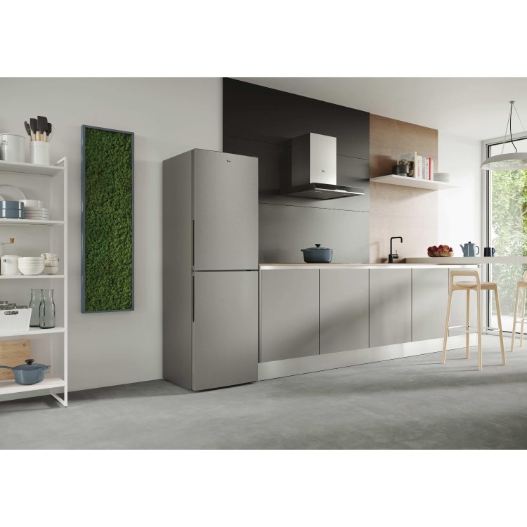 Refurbished Hoover H-FRIDGE 300 252 Litre Freestanding Fridge Freezer - Stainless Steel