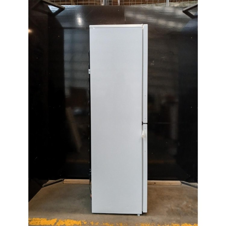 Refurbished Indesit 287 Litre 50/50 Freestanding Fridge Freezer - White