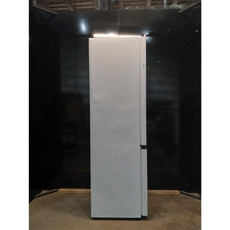 Refurbished Fridgemaster 274 Litre 70/30 Freestanding Fridge Freezer - White