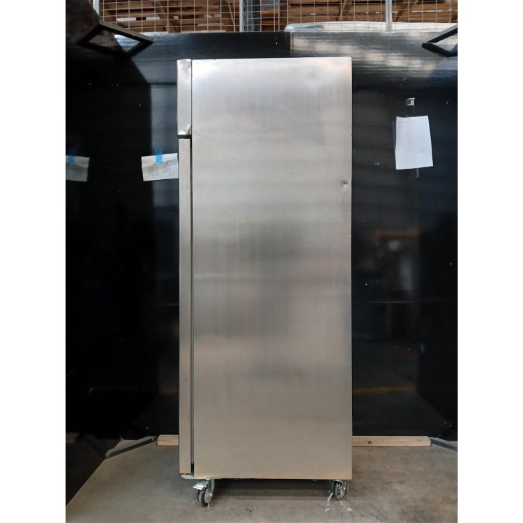 GRADE A3 - Hamoki GN600BT Single Door Upright Freezer - 415 Ltr, Ventilated Cooling
