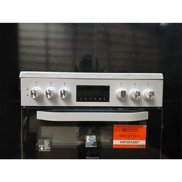 GRADE A2 - Hotpoint 60cm Electric Cooker - White