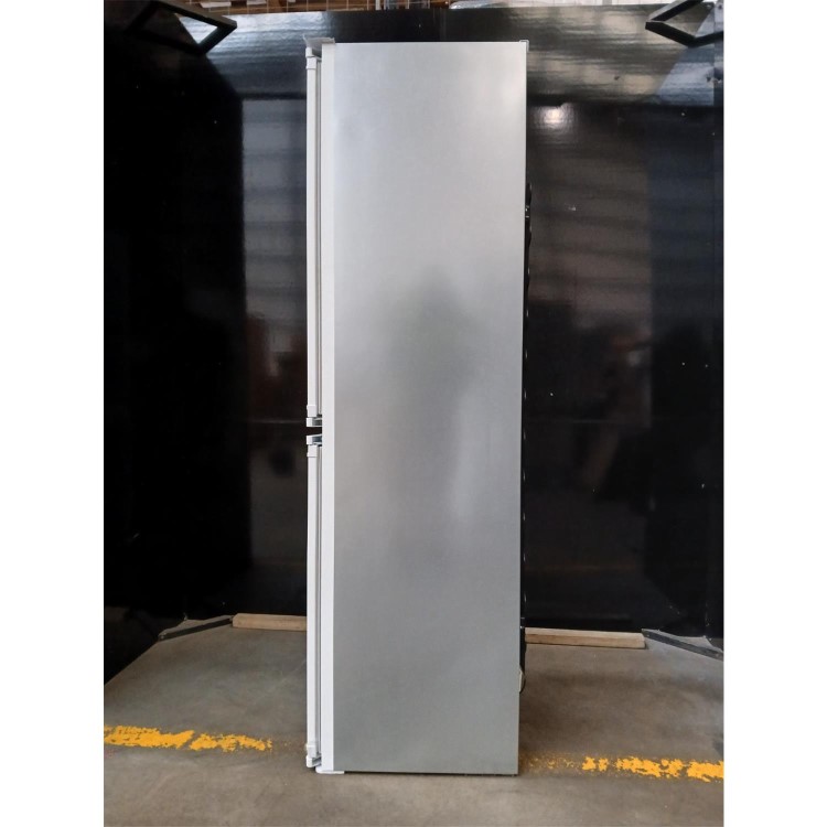GRADE A2 - Hotpoint 265 Litre 50/50 Integrated Fridge Freezer
