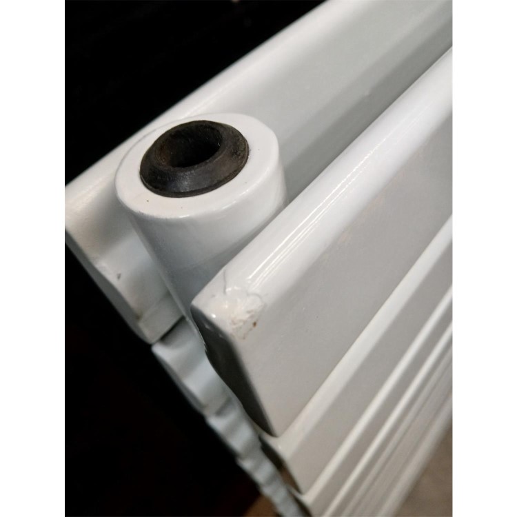 GRADE A3 - Riace White Horizontal Flat Designer Radiator 600x1156mm Double Panel 4370 BTU