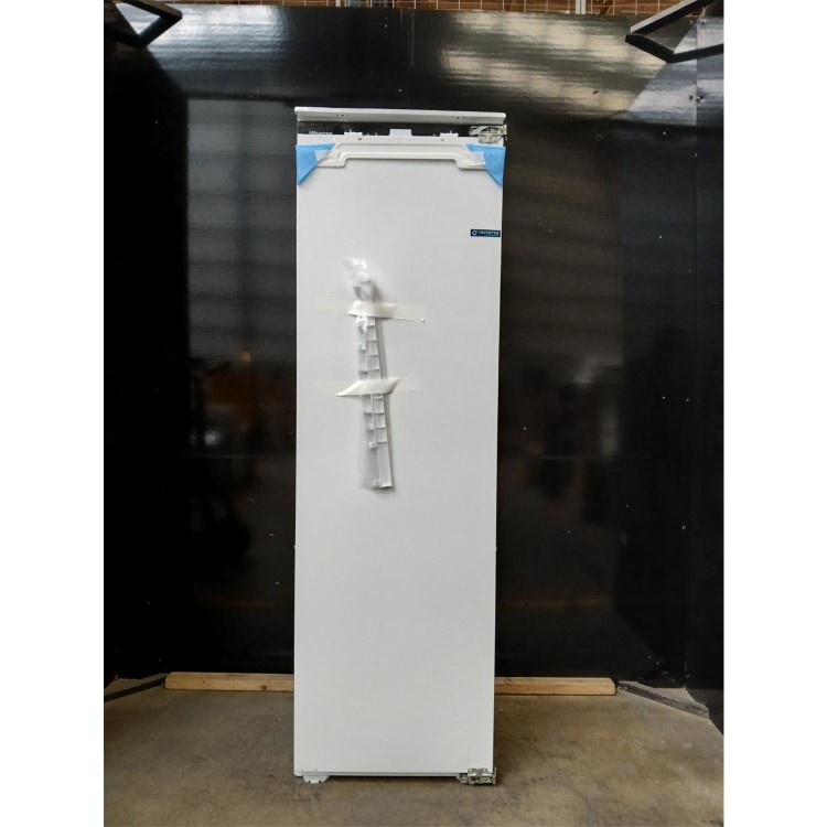 GRADE A2 - Hisense 235 Litre Integrated In-Column Freezer