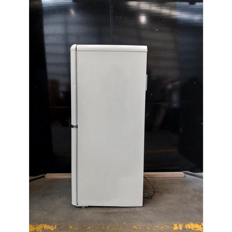 GRADE A2 - electriQ 153 Litre 60/40 Retro Freestanding Fridge Freezer - Cream Total No Frost