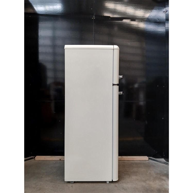 GRADE A2 - electriQ 204 Litre 80/20 Retro Freestanding Fridge Freezer - Cream