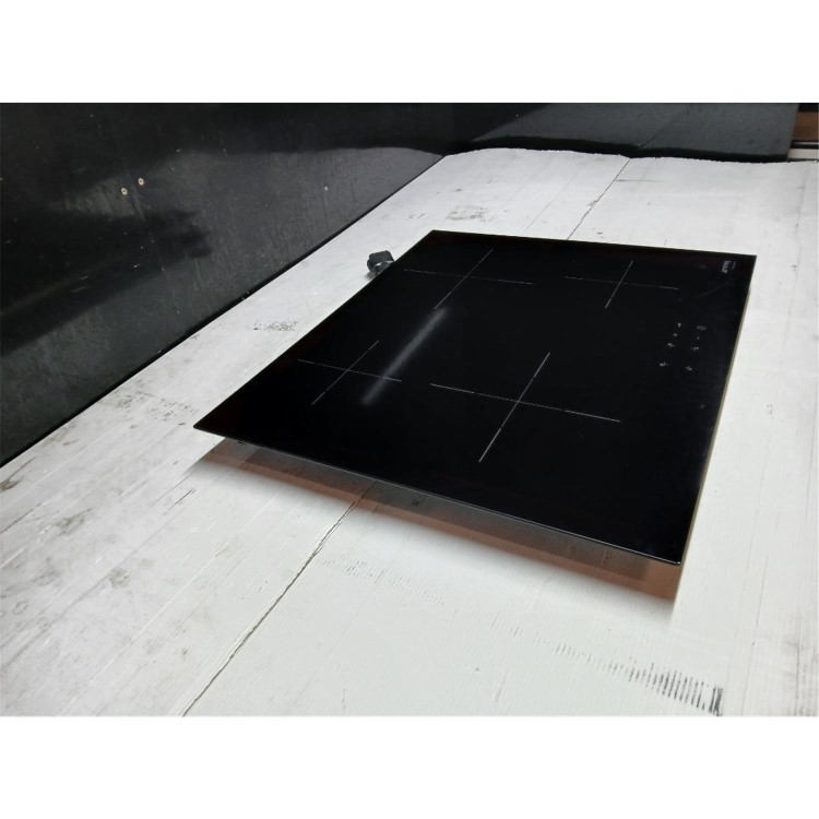 GRADE A3 - Smeg 60cm 4 Zone Plug & Play Induction Hob