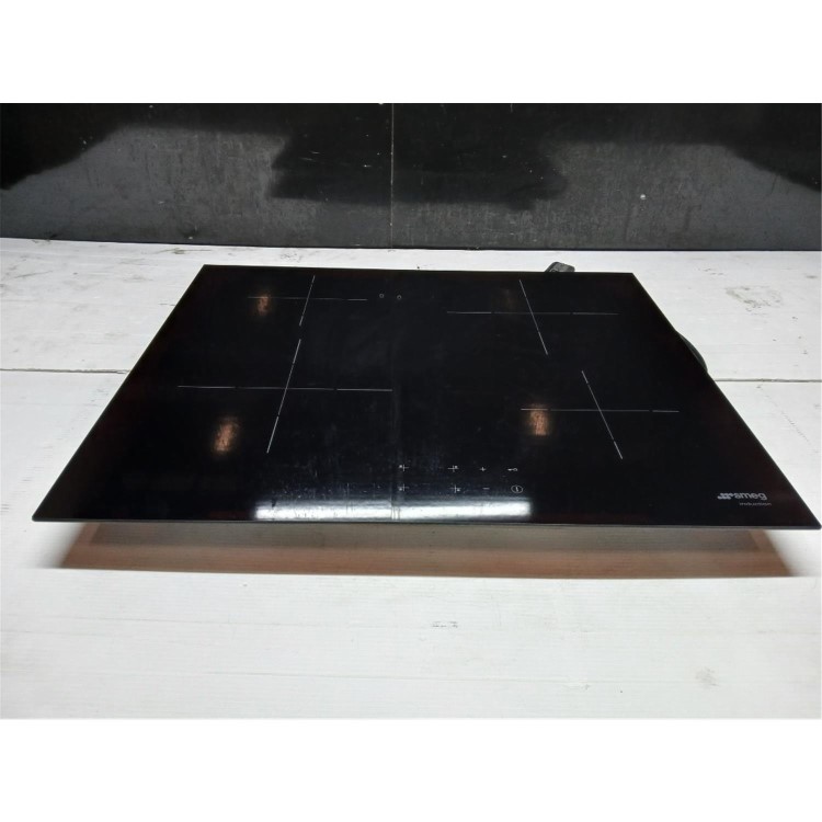 GRADE A3 - Smeg 60cm 4 Zone Plug & Play Induction Hob