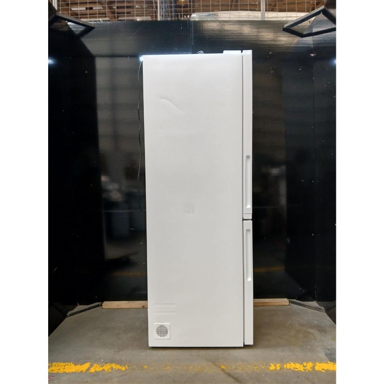 GRADE A2 - Hoover 355 Litre 60/40 Freestanding Fridge Freezer - White