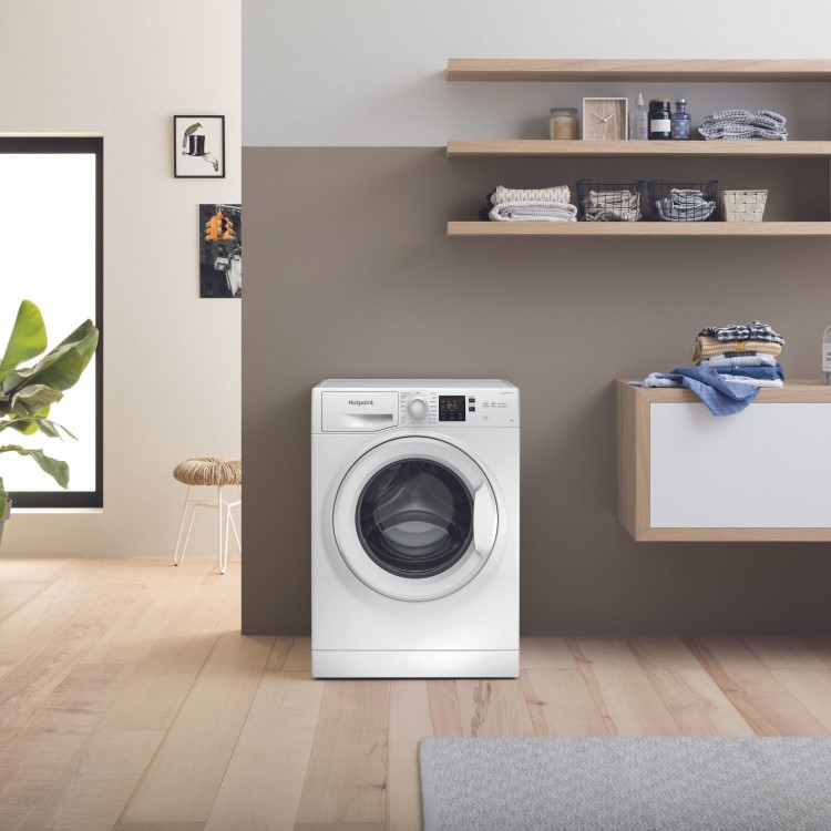 Refurbished Hotpoint AntiStain 8kg 1400rpm Washing Machine - White