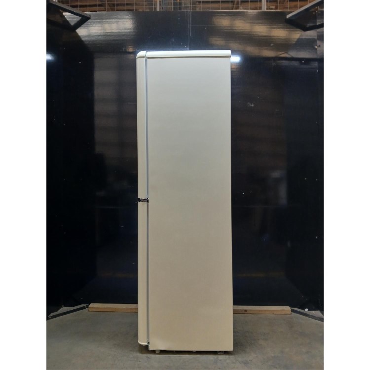 GRADE A2 - electriQ 246 Litre 50/50 Retro Freestanding Fridge Freezer - Cream