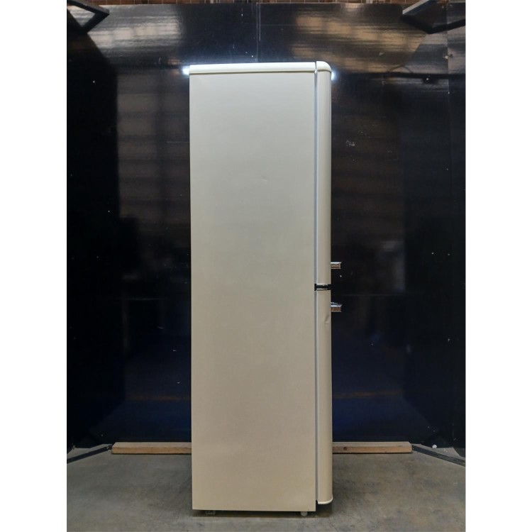 GRADE A2 - electriQ 246 Litre 50/50 Retro Freestanding Fridge Freezer - Cream
