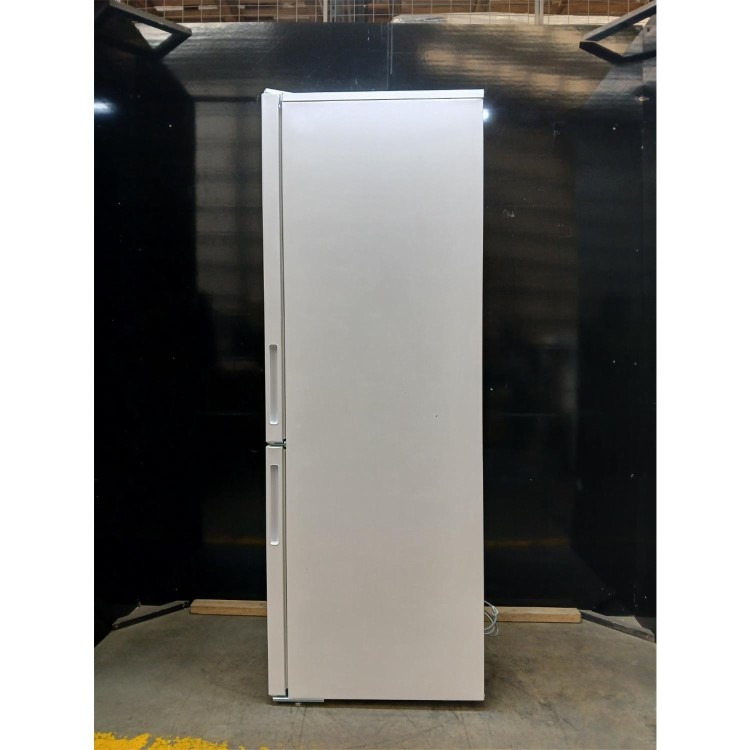 GRADE A2 - Indesit 343 Litre 60/40 Freestanding Fridge Freezer - White