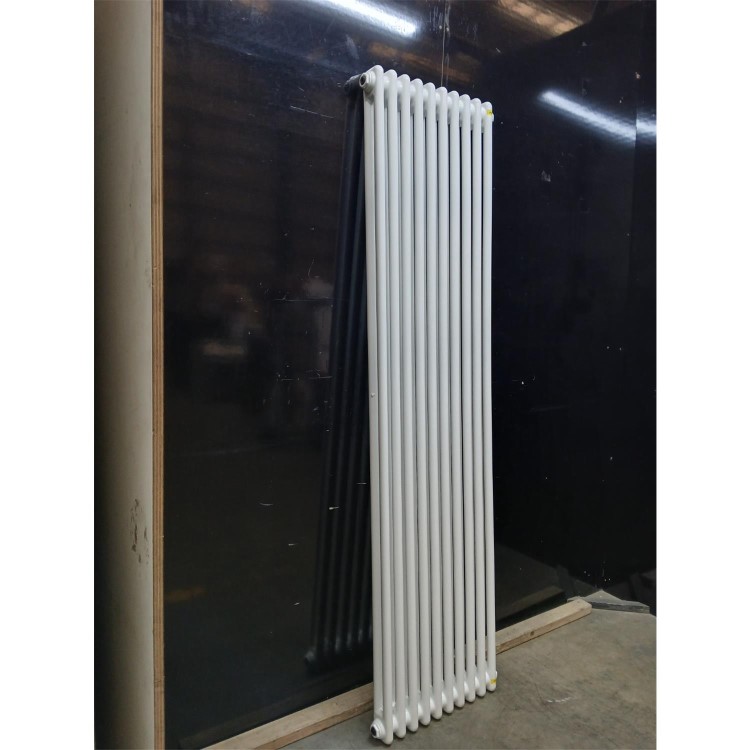 GRADE A3 - Reggio White Vertical Double Column Traditional Radiator 1800x470mm 4399 BTU - Cast Iron Style