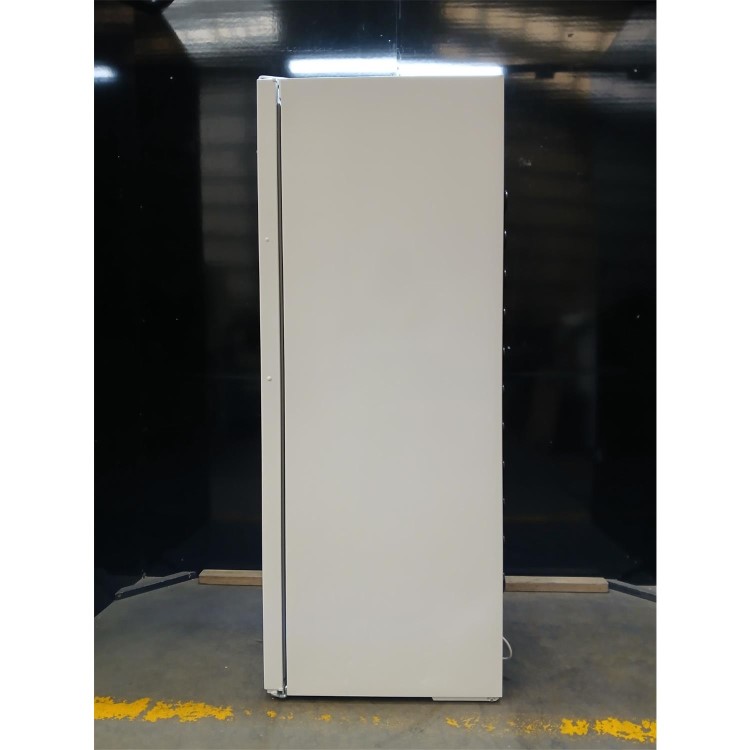 GRADE A2 - Bosch Series 4 200 Litre Upright Freestanding Freezer With BigBox Drawer - White