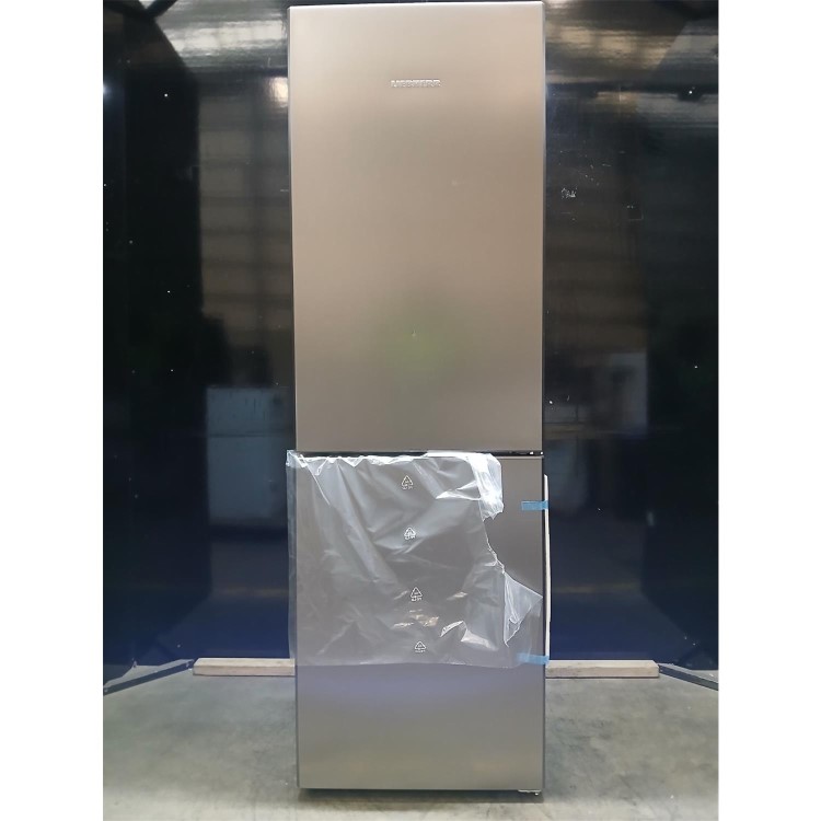 GRADE A2 - Liebherr 330 Litre 60/40 Freestanding Fridge Freezer With Easy Fresh - Silver