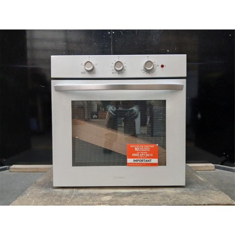 GRADE A2 - Indesit IO232HW Electric Conventional Single Oven - White   
