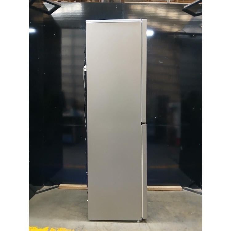 GRADE A2 - Indesit 287 Litre 50/50 Freestanding Fridge Freezer - Silver