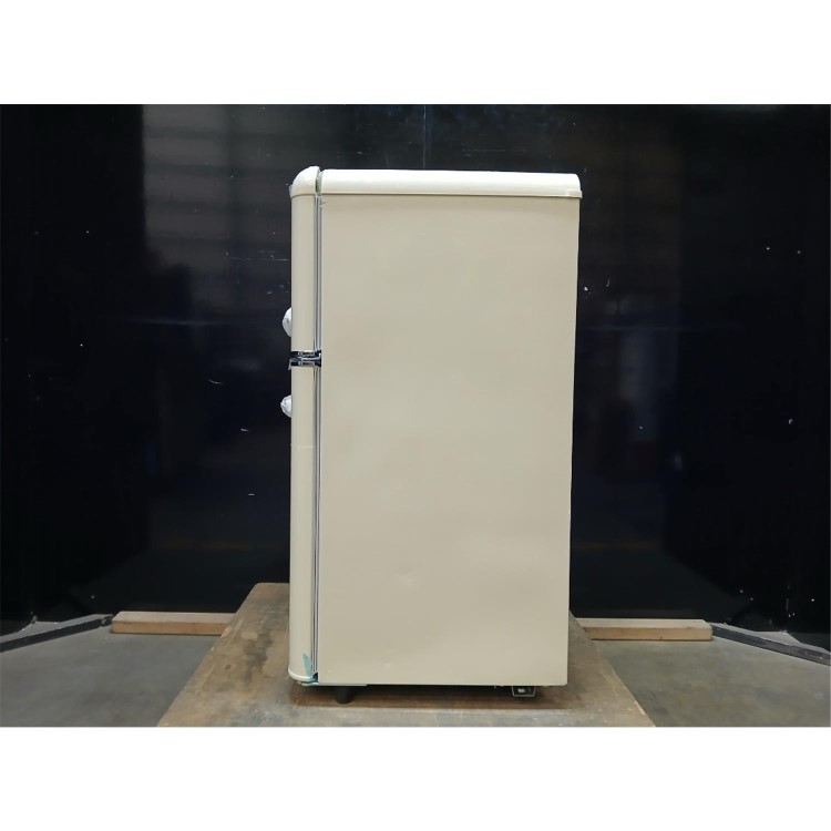 GRADE A2 - electriQ 80 Litre 70/30 Retro Freestanding Fridge Freezer – Cream