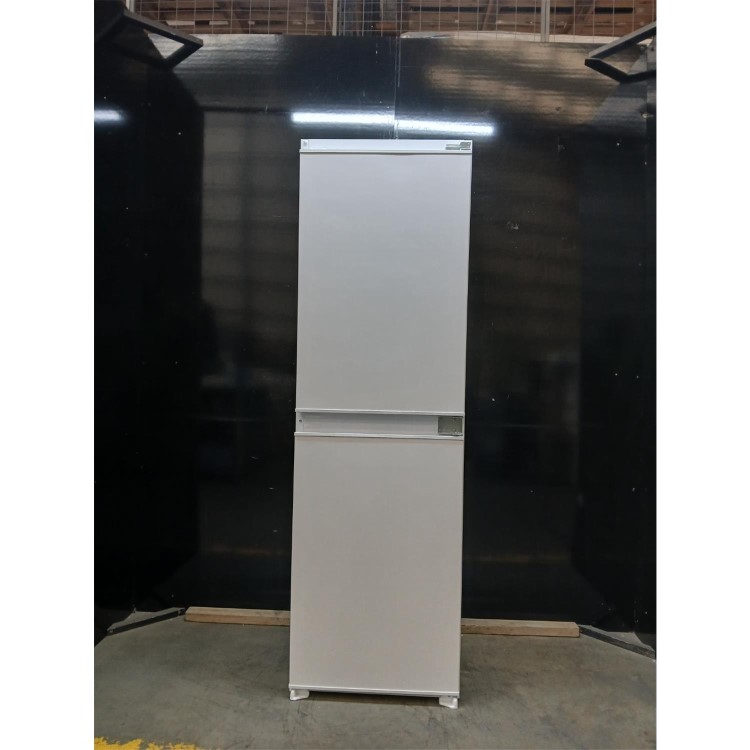 GRADE A2 - electriQ 235 Litre 50/50 Integrated Fridge Freezer - White