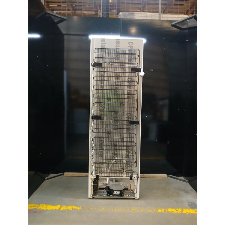 GRADE A2 - Bosch Series 4 242 Litre Freestanding Upright Freezer - White
