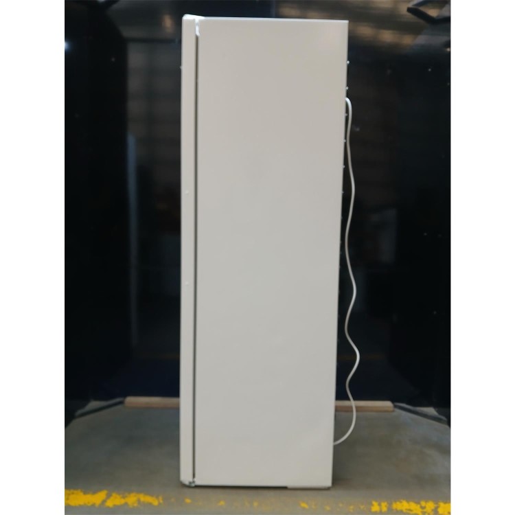 GRADE A2 - Bosch Series 4 242 Litre Freestanding Upright Freezer - White
