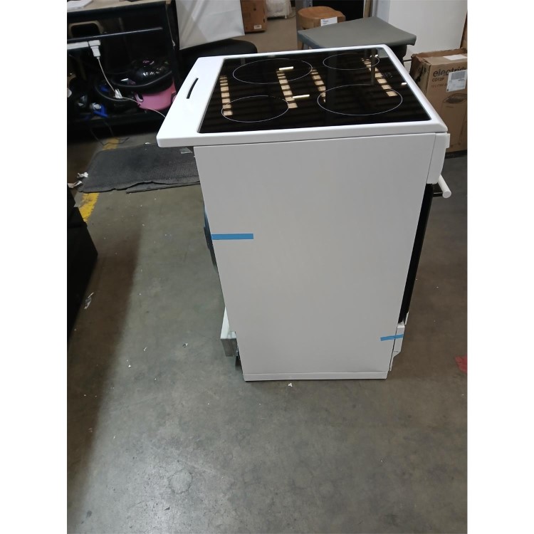 GRADE A2 - Amica 60cm Electric Cooker - White
