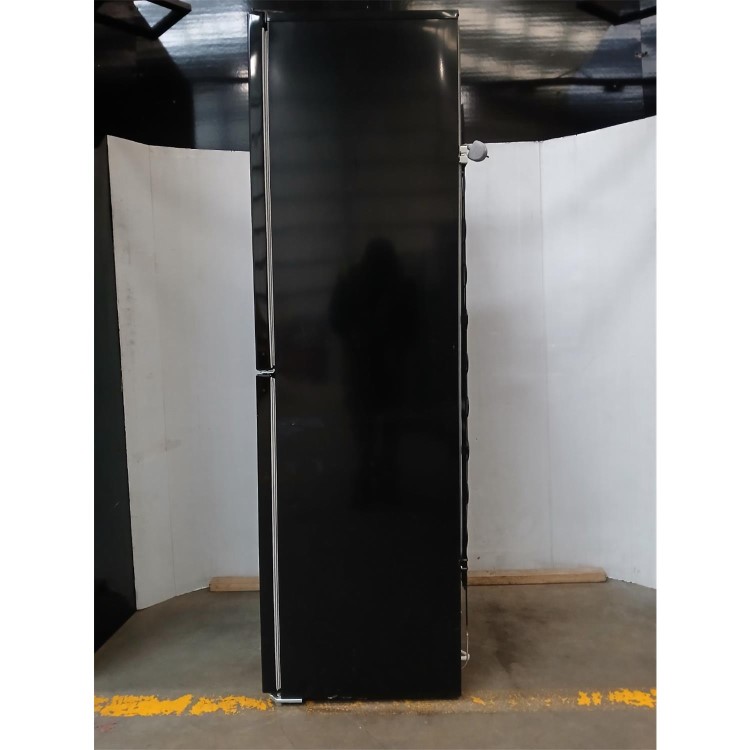GRADE A2 - Indesit 287 Litre 50/50 Freestanding Fridge Freezer - Black