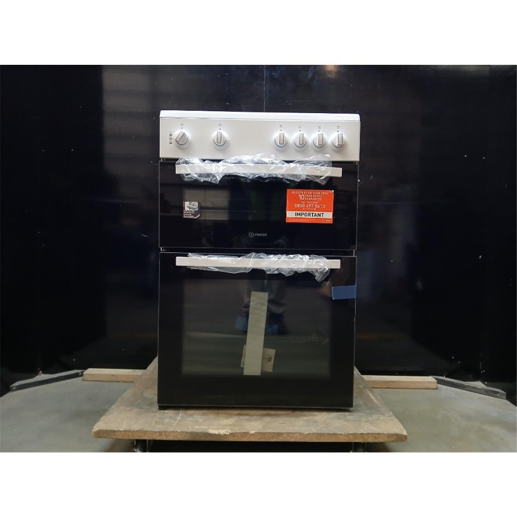GRADE A2 - Indesit 60cm Double Oven Electric Cooker - White
