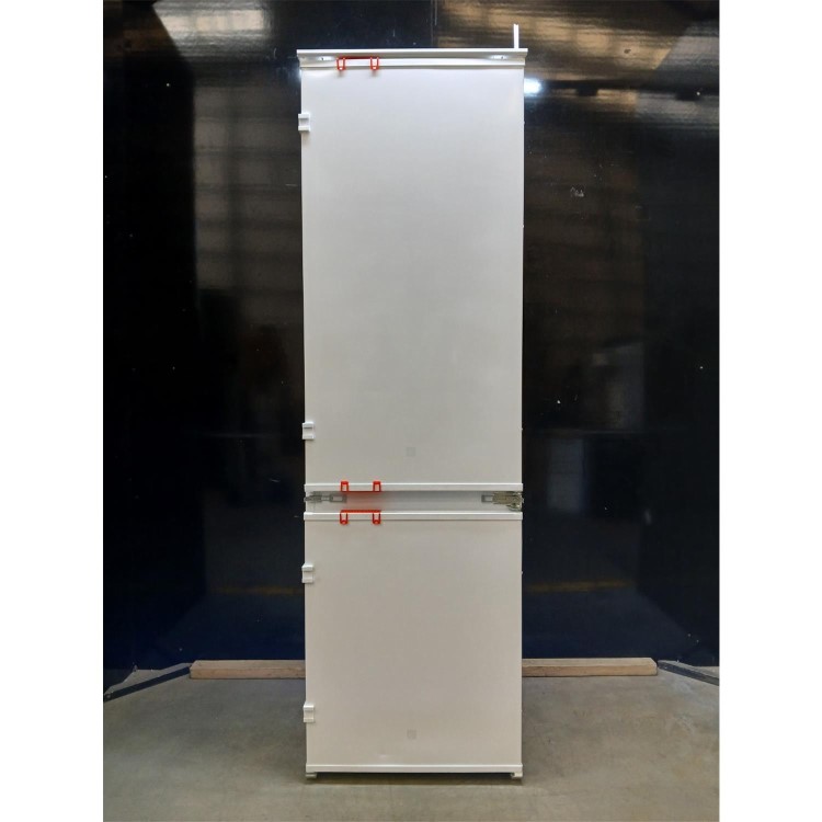 GRADE A2 - Zanussi 271 Litre 70/30 Integrated Fridge Freezer