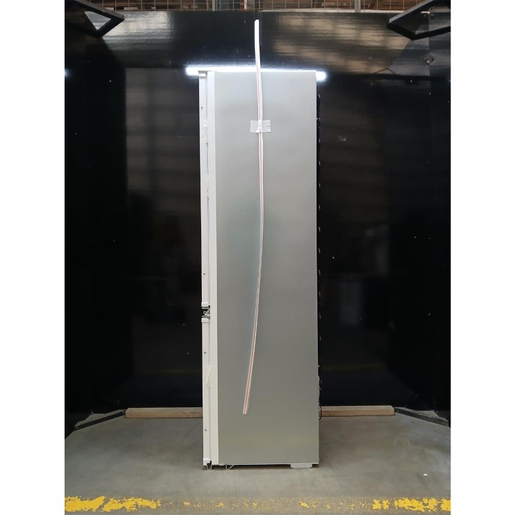 GRADE A2 - Zanussi 271 Litre 70/30 Integrated Fridge Freezer