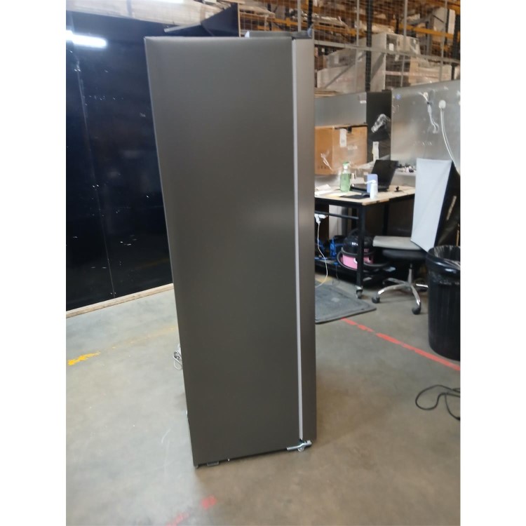 GRADE A2 - Russell Hobbs 442 Litre Side-By-Side American Fridge Freezer - Stainless Steel