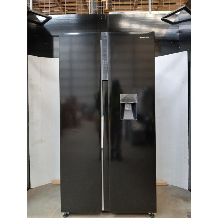 GRADE A2 - Russell Hobbs 439 Litre Side-By-Side American Fridge Freezer - Black