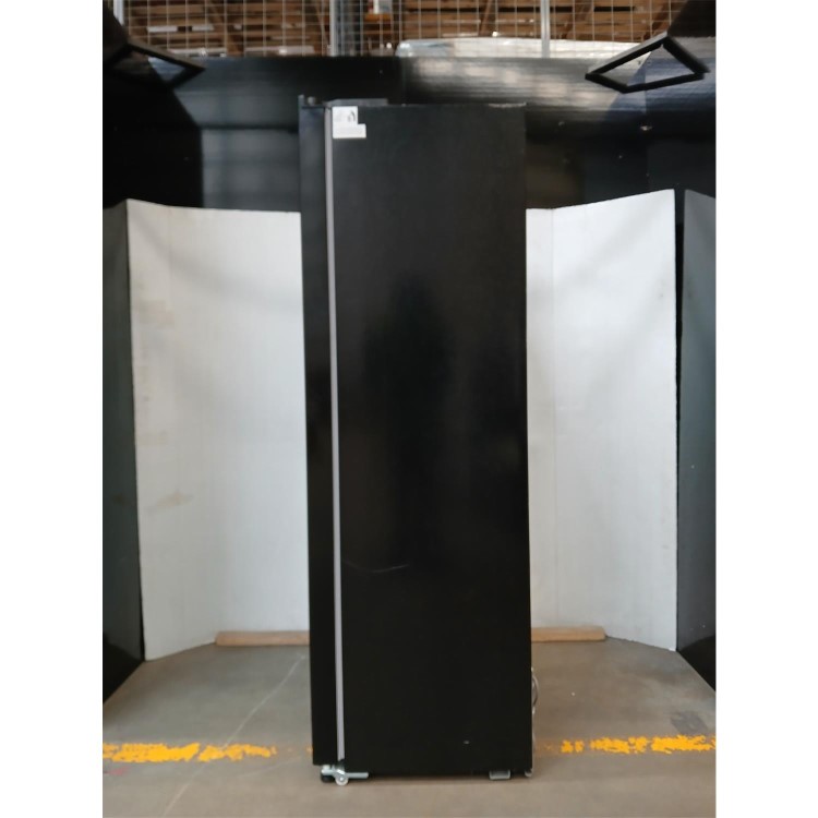 GRADE A2 - Russell Hobbs 439 Litre Side-By-Side American Fridge Freezer - Black