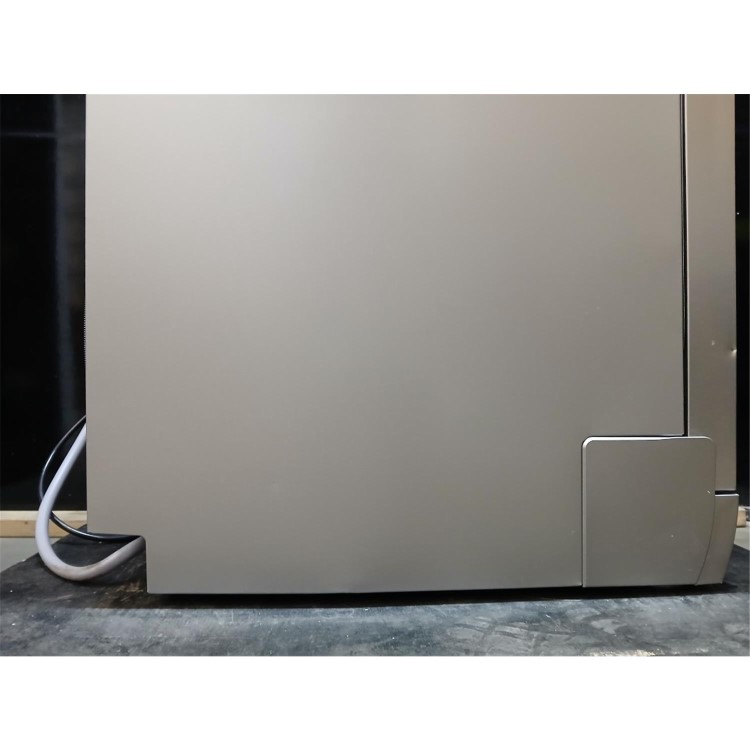 GRADE A2 - Hotpoint Maxi Space Freestanding Dishwasher - C-Rated, Silver