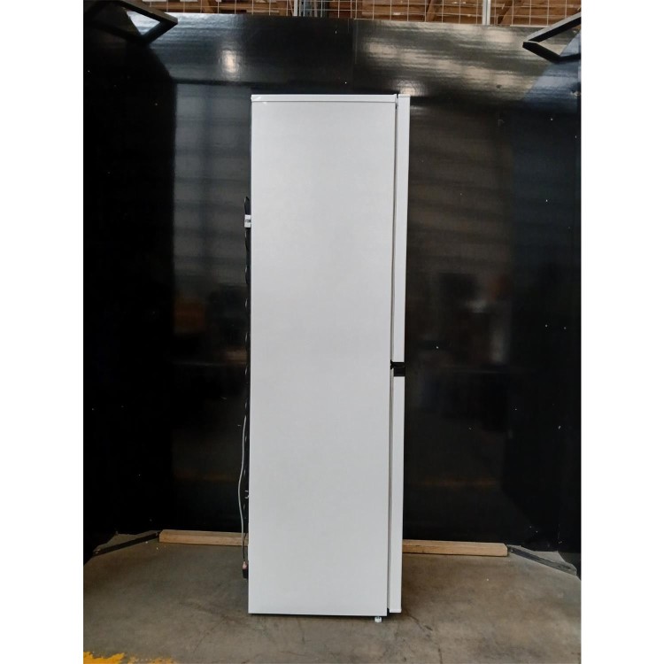 GRADE A2 - Hotpoint 270 Litre 50/50 Freestanding Fridge Freezer - White