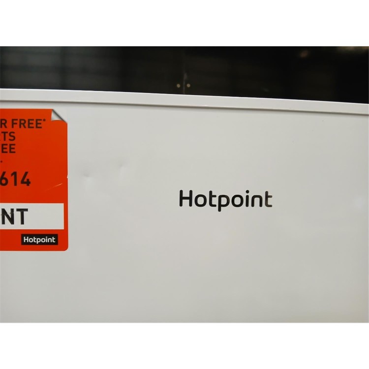 GRADE A2 - Hotpoint 270 Litre 50/50 Freestanding Fridge Freezer - White