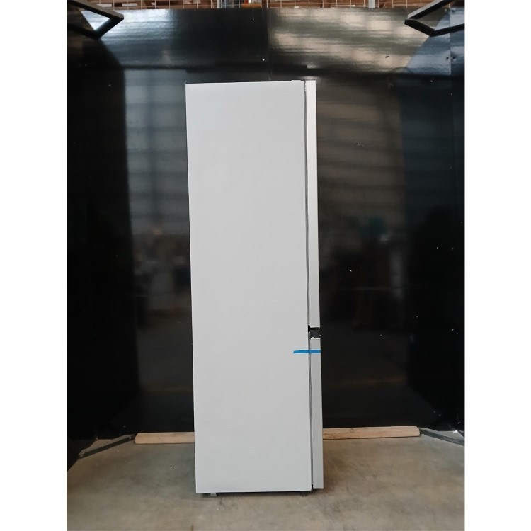 GRADE A2 - Indesit 262 Litre 70/30 Freestanding Fridge Freezer - Silver