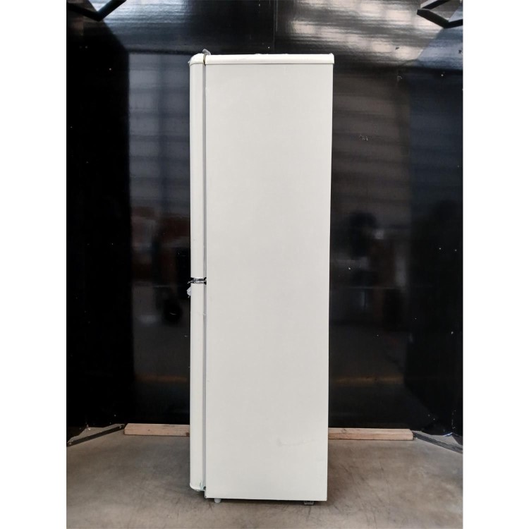 GRADE A2 - electriQ 246 Litre 50/50 Retro Freestanding Fridge Freezer - Cream