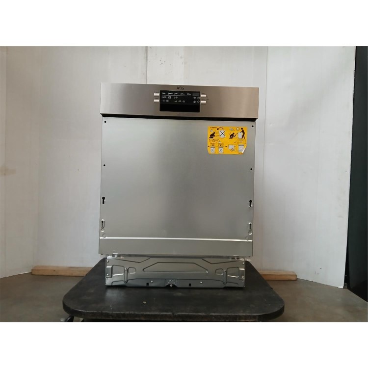 GRADE A2 - AEG 6000 SatelliteClean Semi-Integrated Dishwasher - C-Rated, Silver control panel
