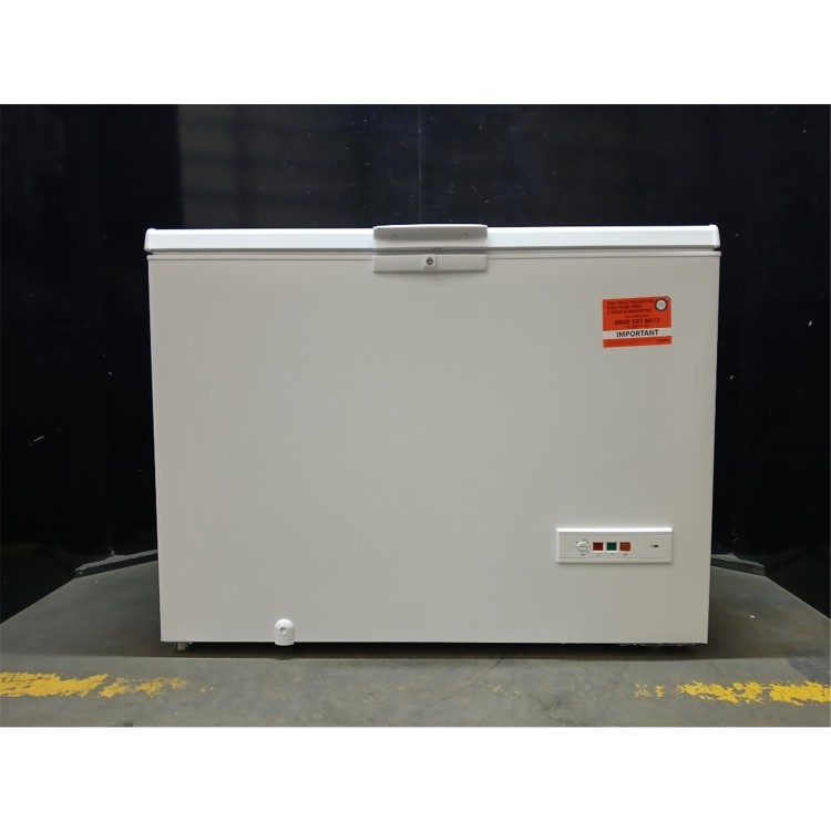 GRADE A2 - Whirlpool 312 Litre Chest Freezer - White
