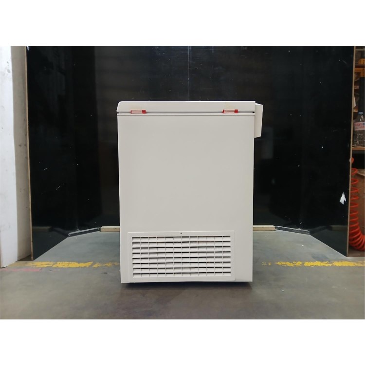 GRADE A2 - Whirlpool 312 Litre Chest Freezer - White