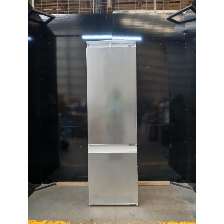 GRADE A2 - Bosch Series 2 270 Litre 70/30 Integrated Fridge Freezer