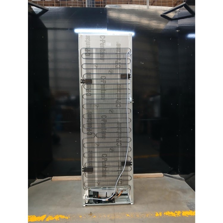 GRADE A2 - Bosch Series 2 270 Litre 70/30 Integrated Fridge Freezer
