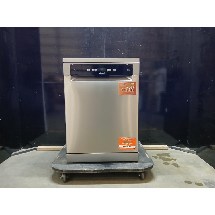GRADE A2 - Hotpoint Extra Freestanding Dishwasher - ActiveDry, Silver