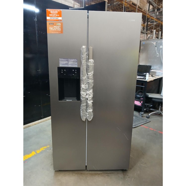 GRADE A2 - Hotpoint 578 Litre Side-By-Side American Fridge Freezer - Stainless Steel
