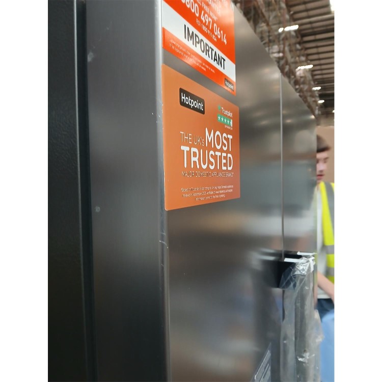 GRADE A2 - Hotpoint 578 Litre Side-By-Side American Fridge Freezer - Stainless Steel