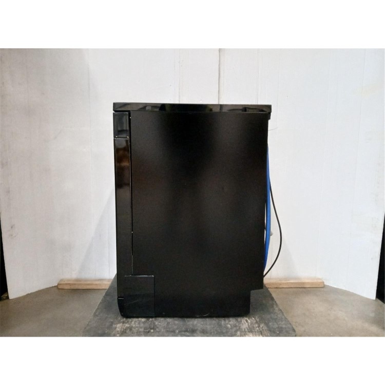 GRADE A2 - Hotpoint Freestanding Slimline Dishwasher - Black
