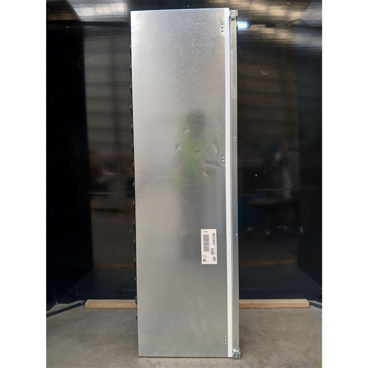 GRADE A2 - Bosch Series 4 310 Litre In-column Integrated Fridge