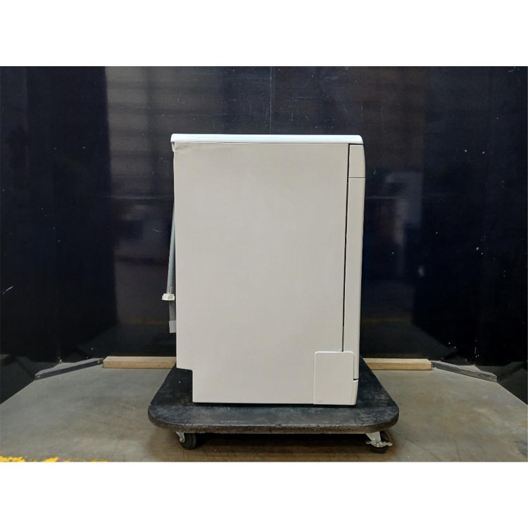 GRADE A2 - Indesit Fast&Clean Freestanding Dishwasher - D-Rated White